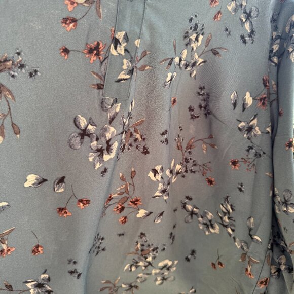 NWT Hilary Radley Women's Long Sleeve Floral Sage Blouse Size L $45 - Picture 6 of 15